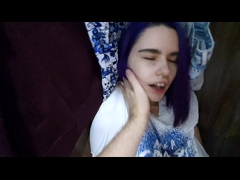 ❤️ Ya sami kanwata a cikin kabad ya taimaka mata ❤️ a%ha.kassavrn.ru ❌❤